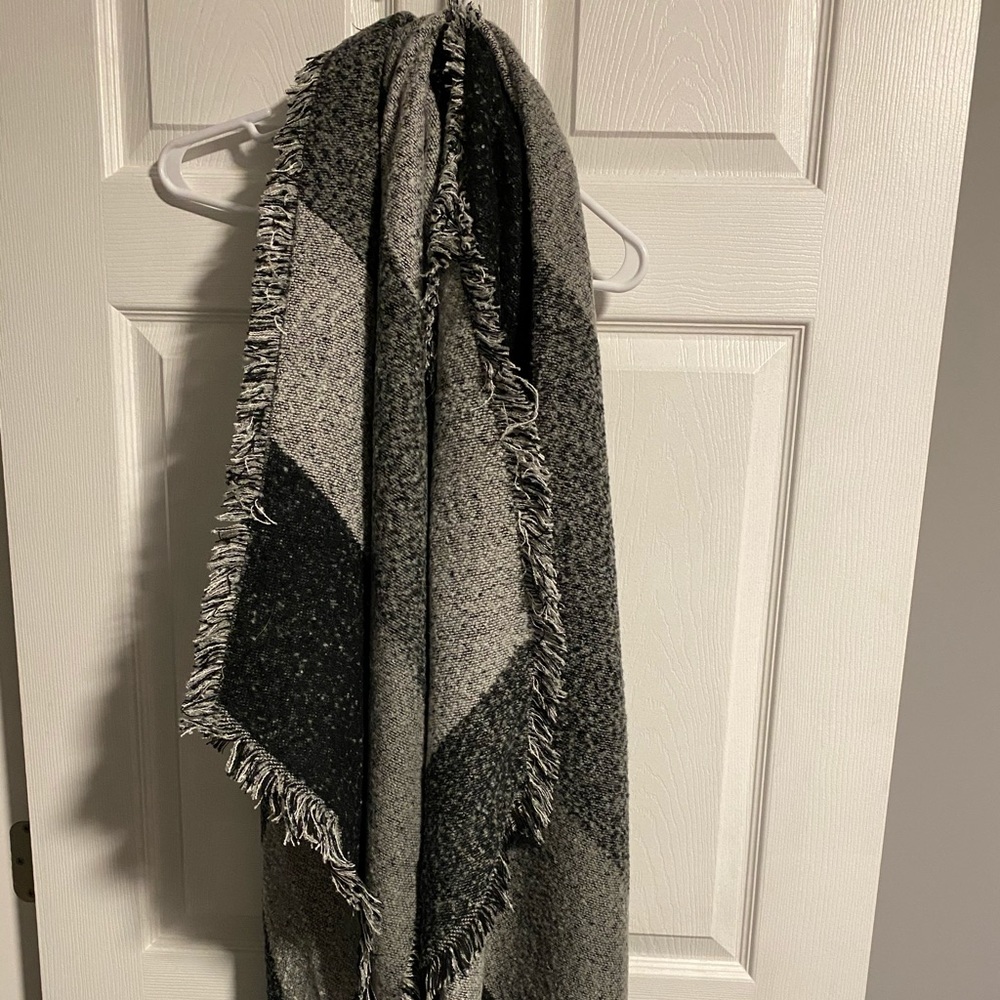 Blanket scarf